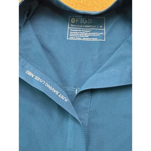 FIGS Rafaela Scrub Top Women Medium Blue Sleeveless Mandarin Collar Medical - Picture 3 of 8